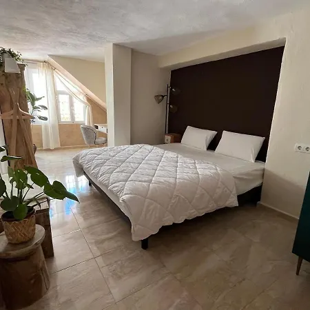 Apartment Fisquito - - Rustic Wine Cellar Malaga