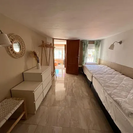 Fisquito - - Rustic Wine Cellar Apartment