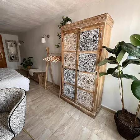Fisquito - - Rustic Wine Cellar *