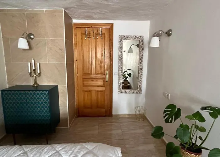 Fisquito - - Rustic Wine Cellar דירה מאלגה