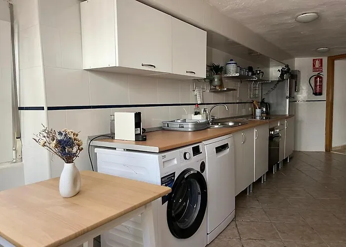 Fisquito - - Rustic Wine Cellar * Málaga